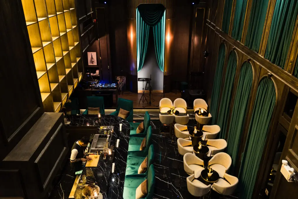 2463-Speakeasy-Bangkok-interior